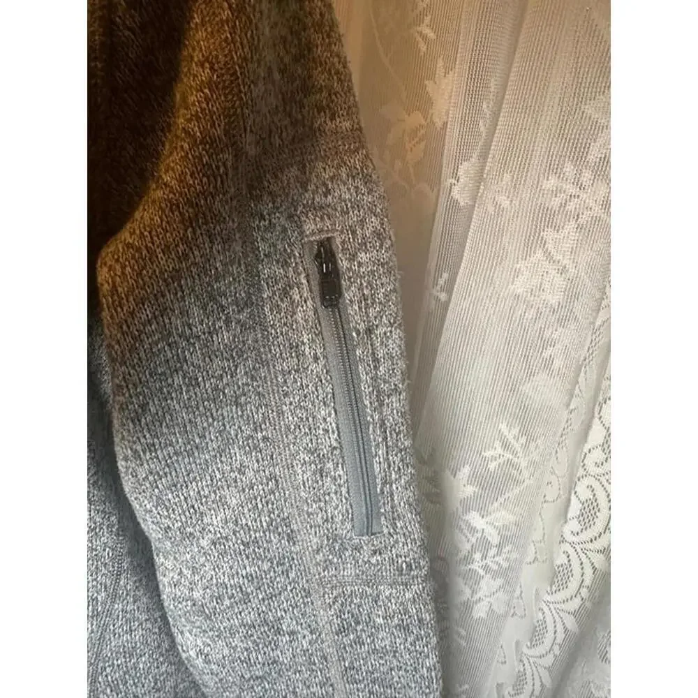 Patagonia Women’s Gray Quarter-Zip Sweater Fleece Pullover – Size M